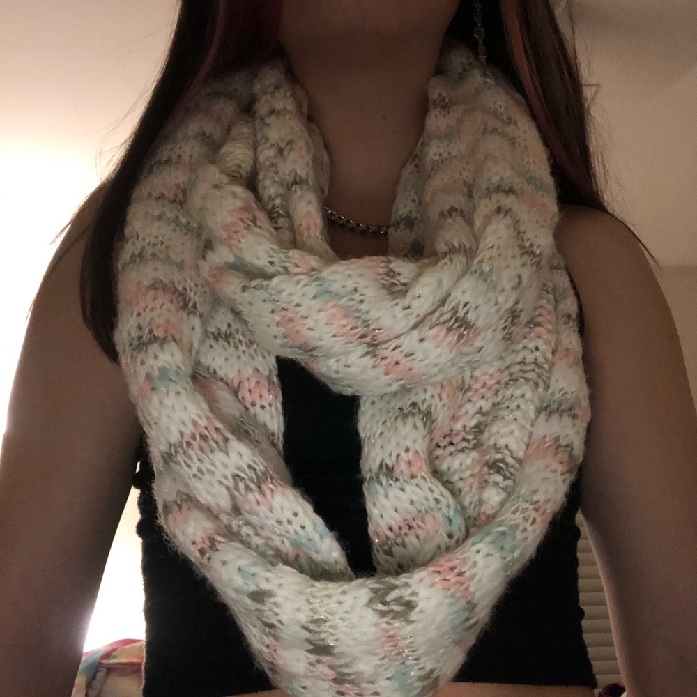 Infinity scarf